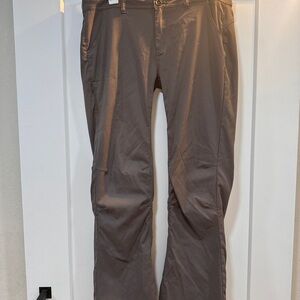 Prana Women’s Tan Convertible Roll-up Pants Size 14